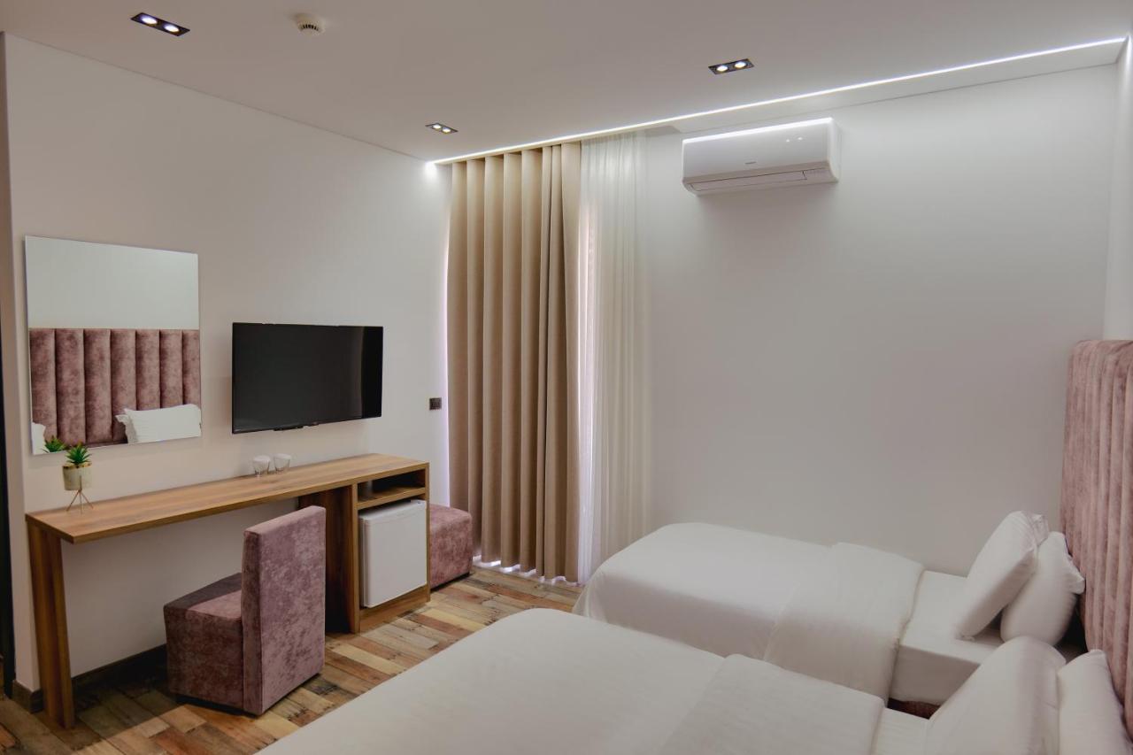 Asi Rooftop Hotel 4*